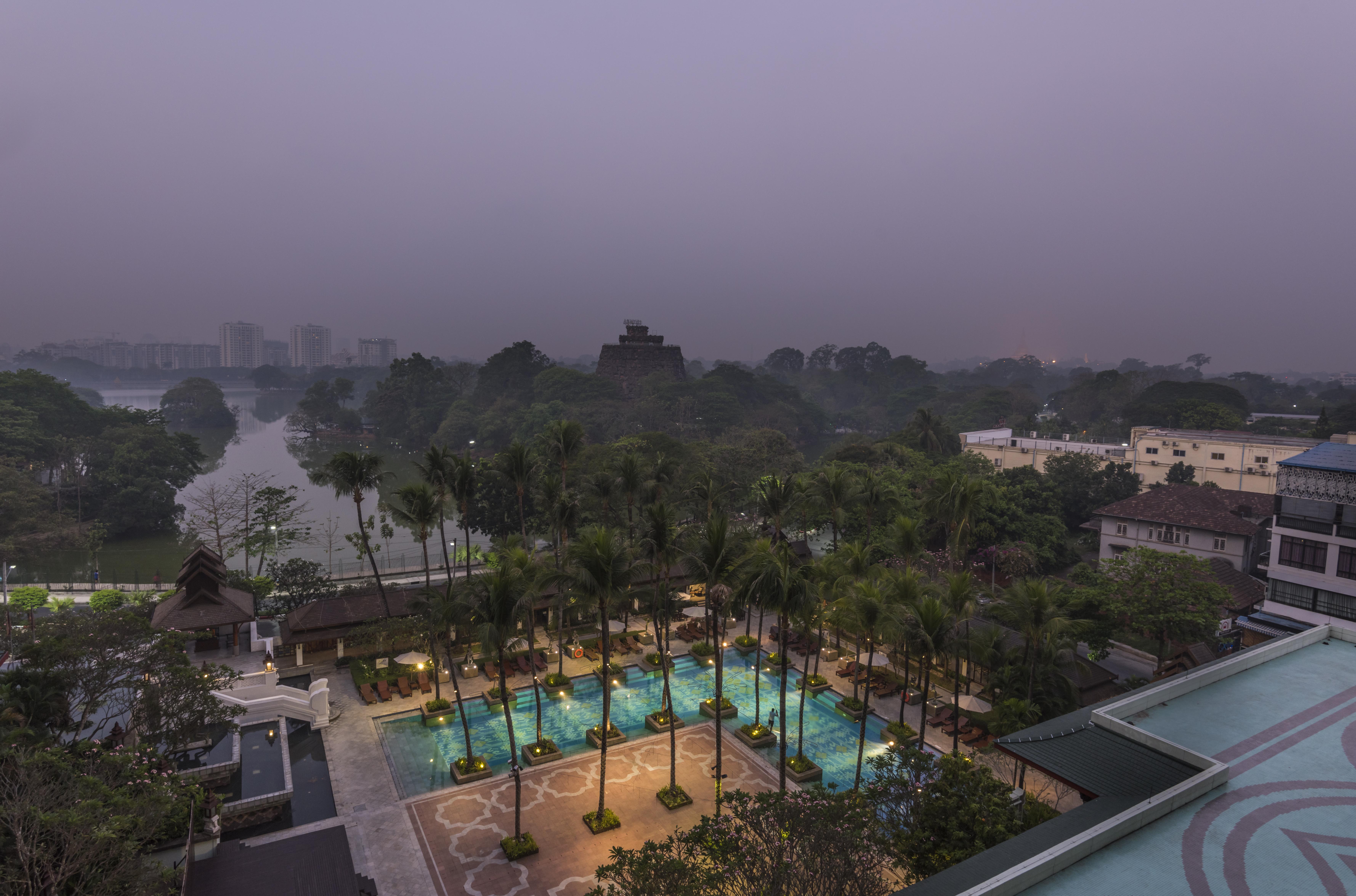 Chatrium Hotel Royal Lake Rangun Zewnętrze zdjęcie