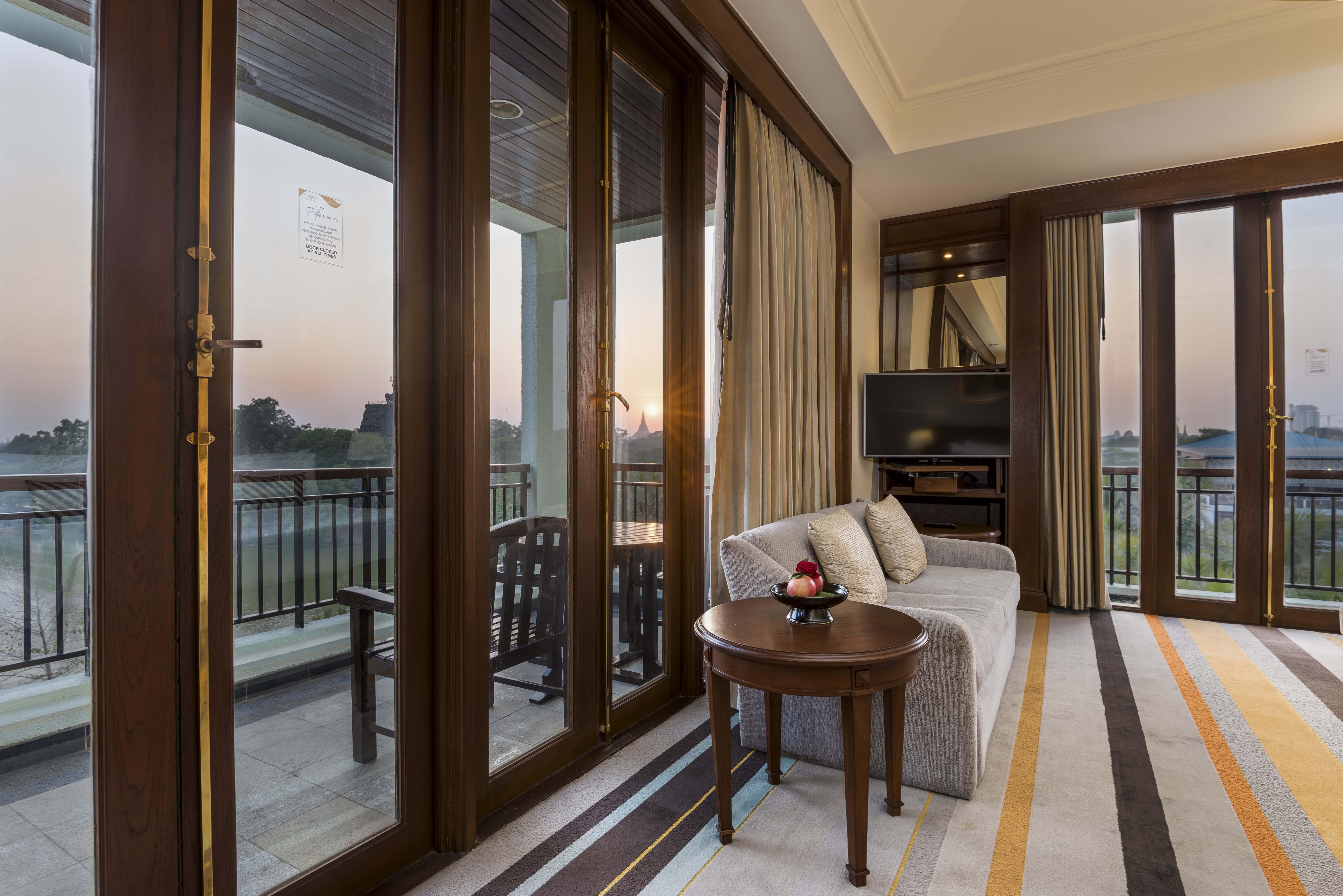 Chatrium Hotel Royal Lake Rangun Zewnętrze zdjęcie